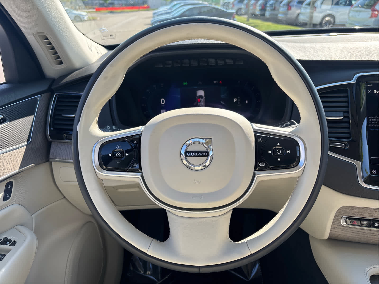 Used 2023 Volvo XC90 B6 Plus w/ Protection Package Premier AWD/4WD image 18