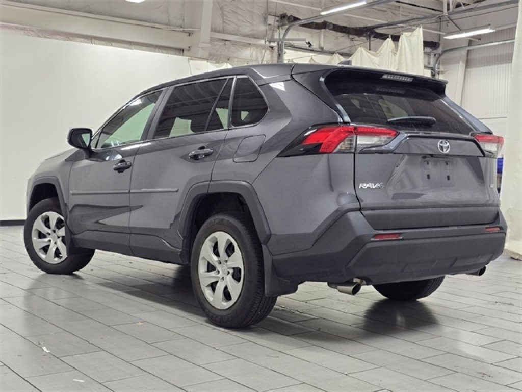 Used 2023 Toyota RAV4 LE image 12