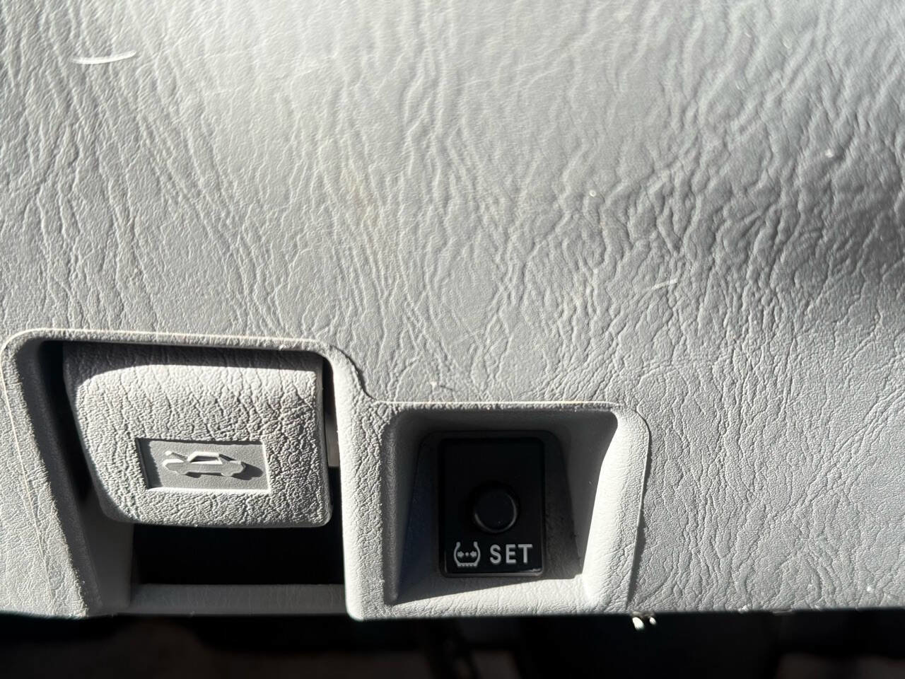 Used 2010 Toyota Tacoma 4x4 Double Cab image 29