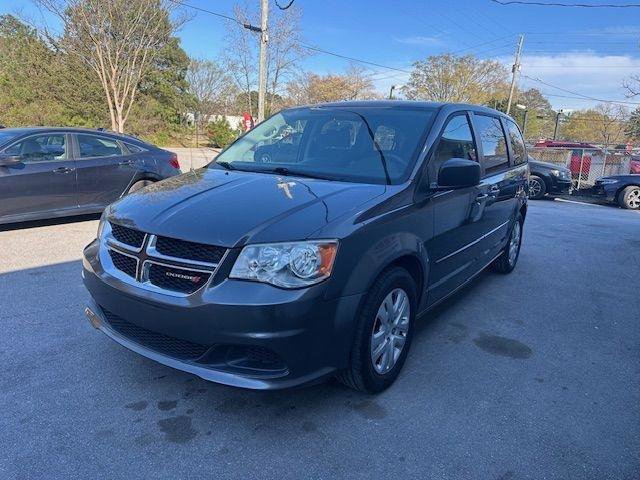 Used 2016 Dodge Grand Caravan SE w/ Quick Order Package 29E SE FWD image 2