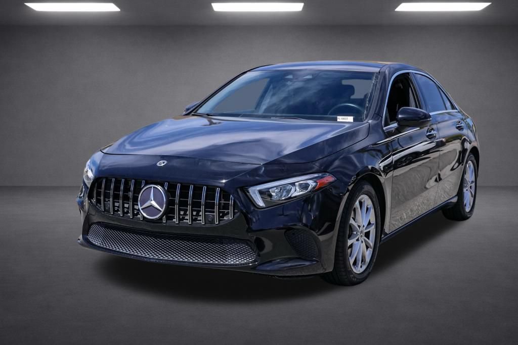 Used 2020 Mercedes-Benz A 220 w/ Premium Package image 8