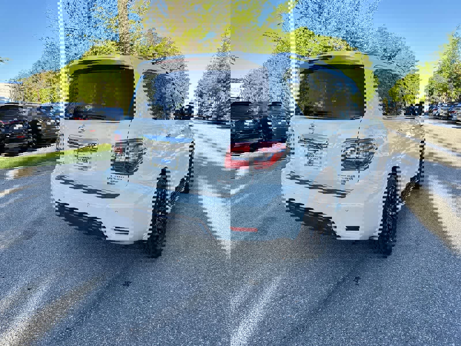 Used 2020 Nissan Armada Platinum w/ Cargo Package image 6