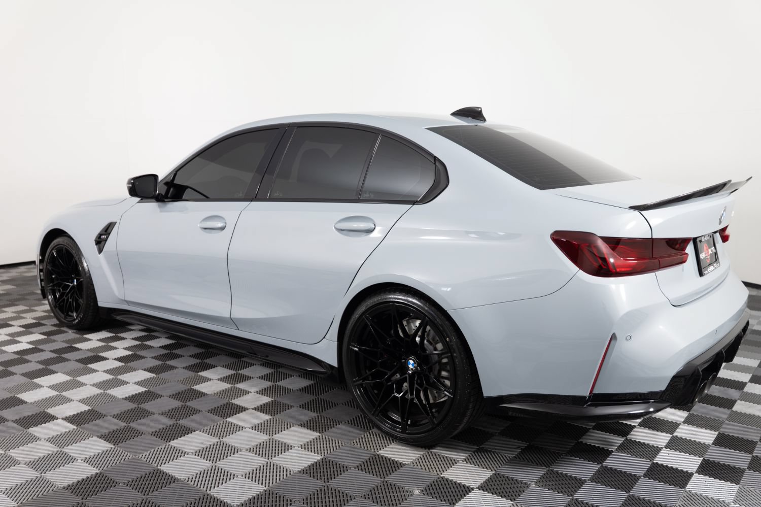Used 2021 BMW M3 RWD image 4