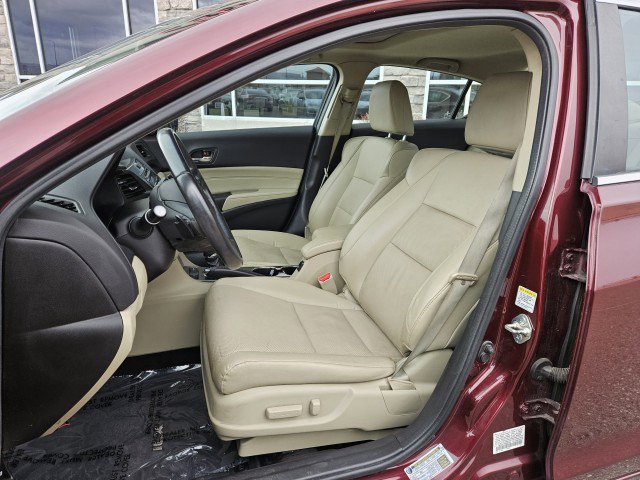 Used 2014 Acura ILX w/ Technology Package image 11