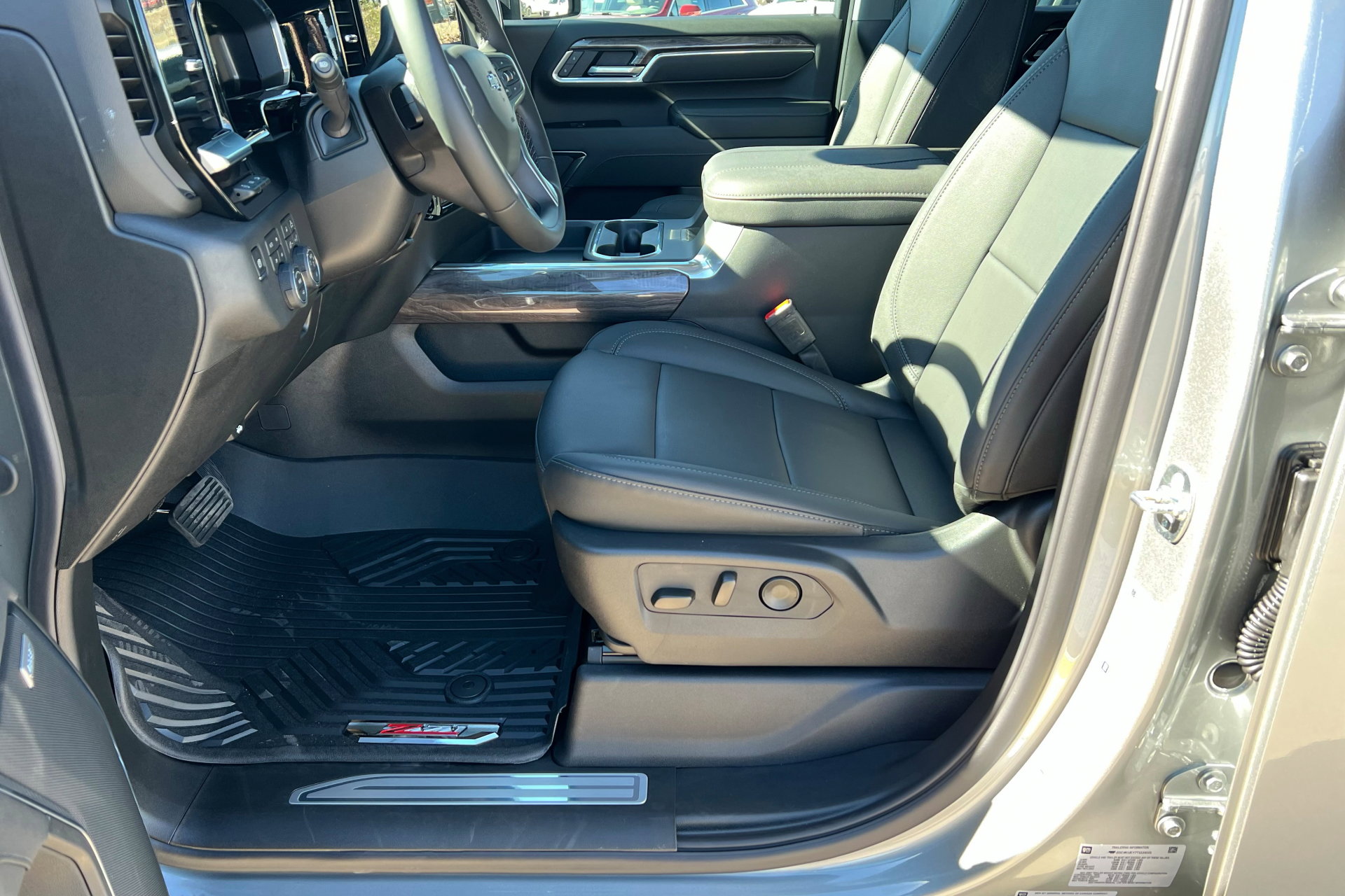 New 2026 Chevrolet Silverado 3500 LTZ image 18