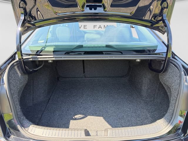 Certified 2022 Volkswagen Jetta S FWD image 23