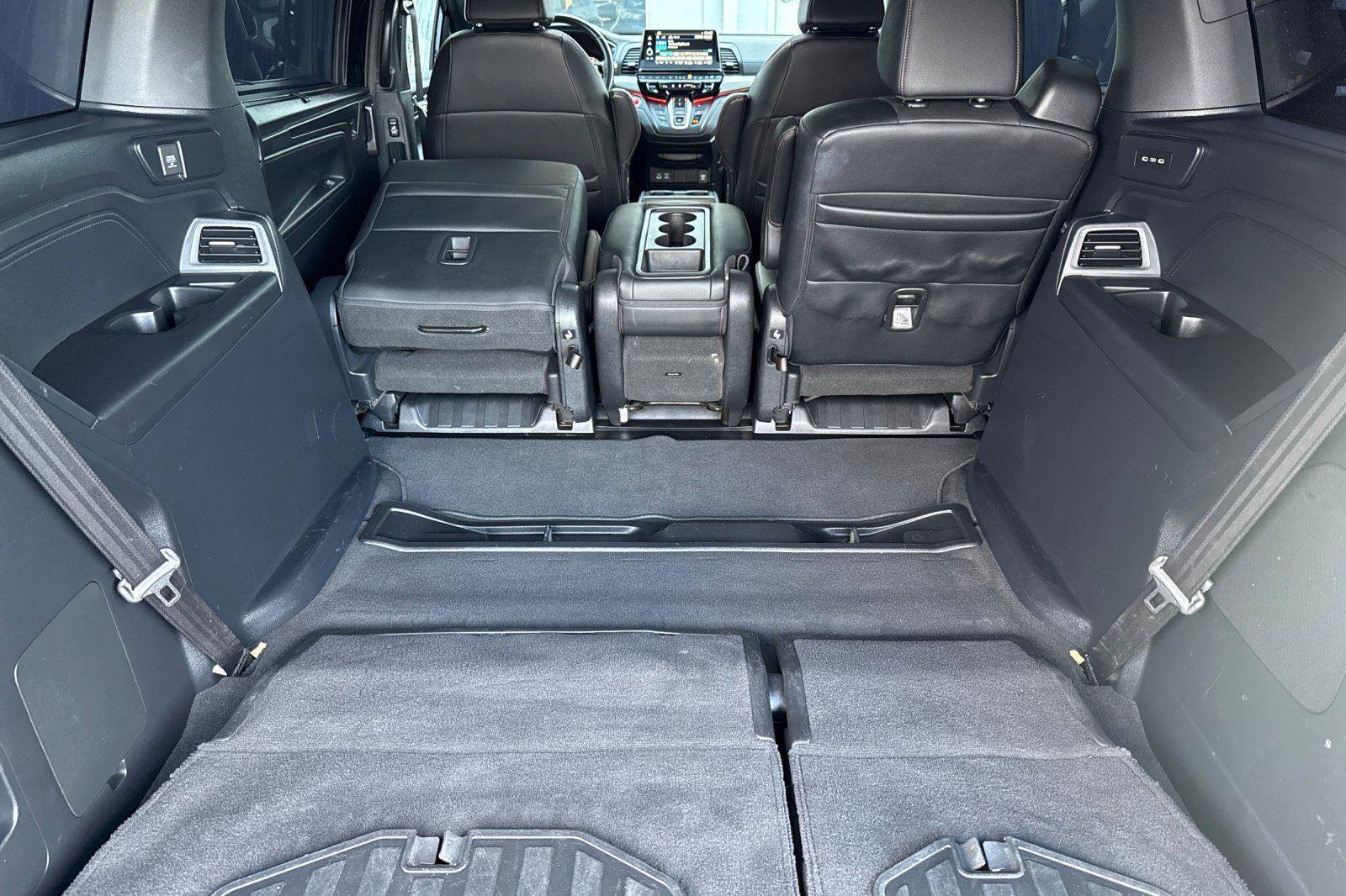 Certified 2025 Honda Odyssey Sport-L image 16