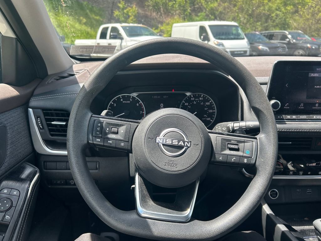 Used 2023 Nissan Rogue SV AWD/4WD image 13