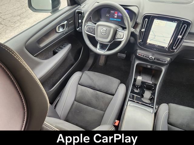 Used 2024 Volvo XC40 Recharge Ultimate w/ Protection Package Premier image 12