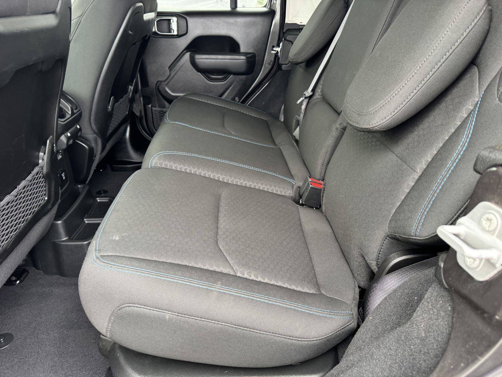 Certified 2025 Jeep Wrangler Unlimited Rubicon 4xe w/ Convenience Group image 14