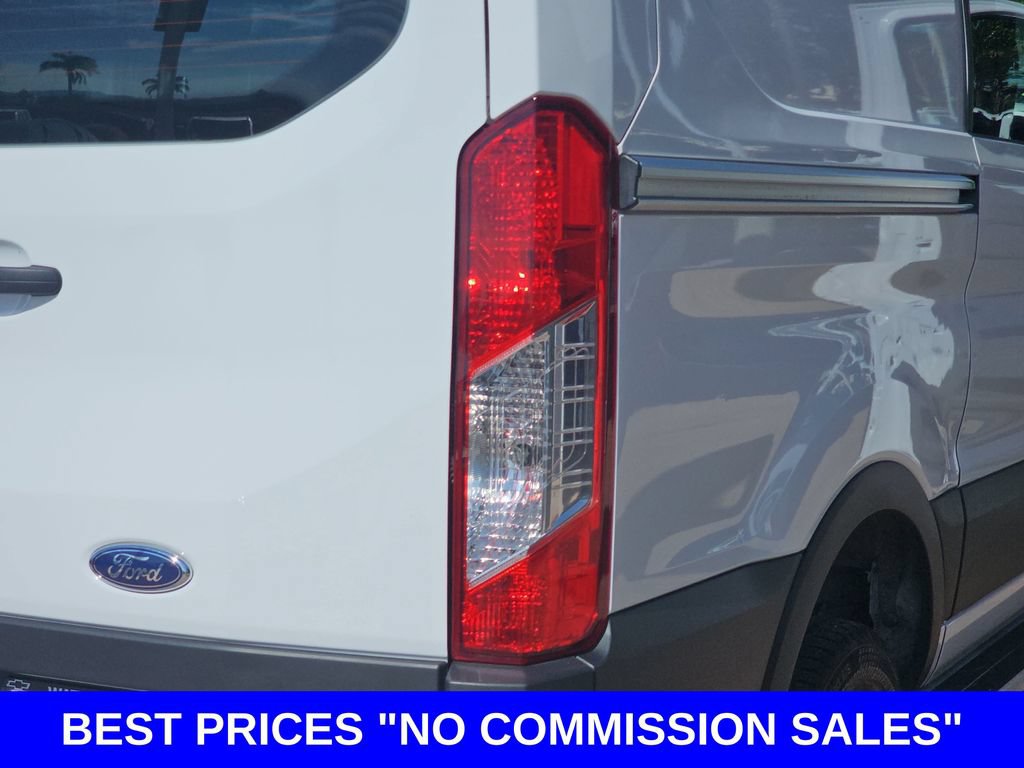 Used 2025 Ford Transit 250 Low Roof w/ Exterior Upgrade Package RWD image 38