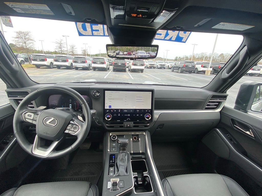 Used 2025 Lexus GX 550 550 Luxury+ w/ Accessory Package (Z1) image 26