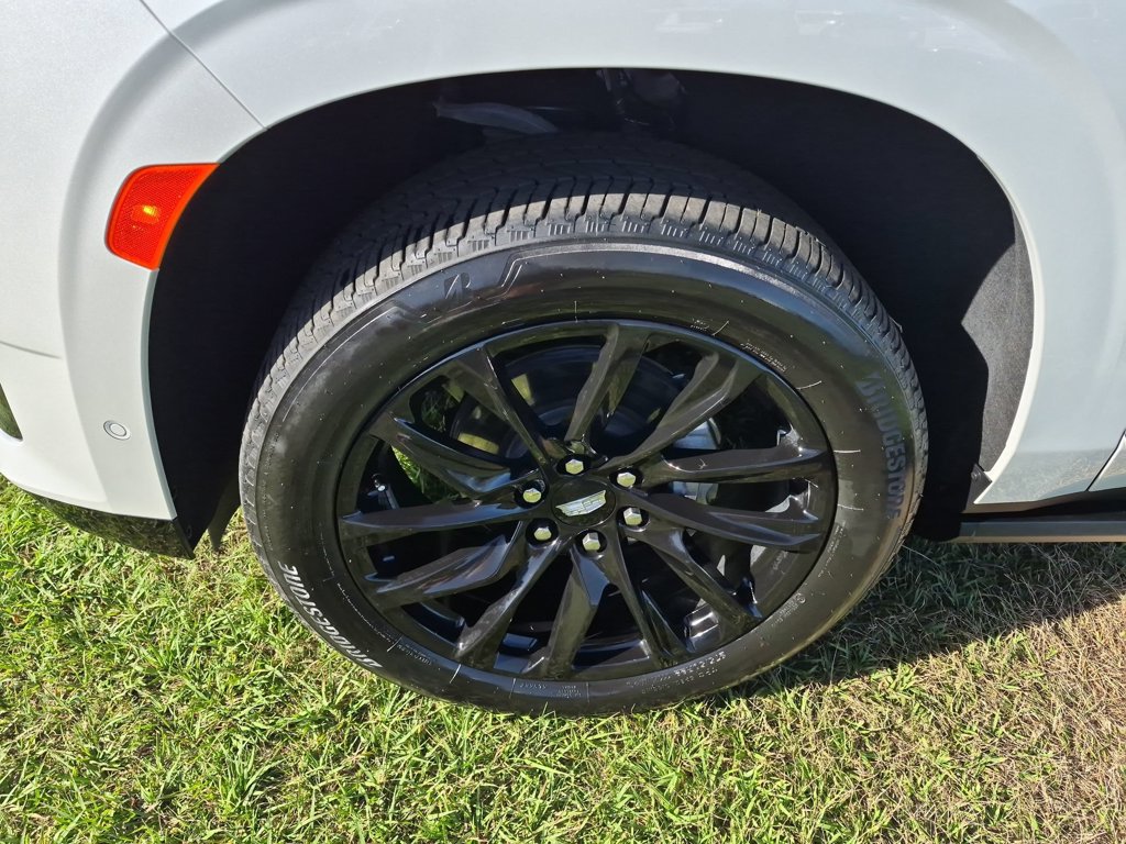 Certified 2024 Cadillac Escalade ESV Sport Platinum AWD/4WD image 8