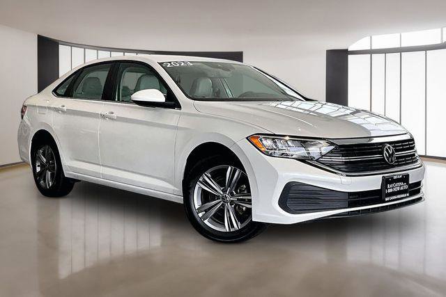 Used 2023 Volkswagen Jetta SE FWD image 1