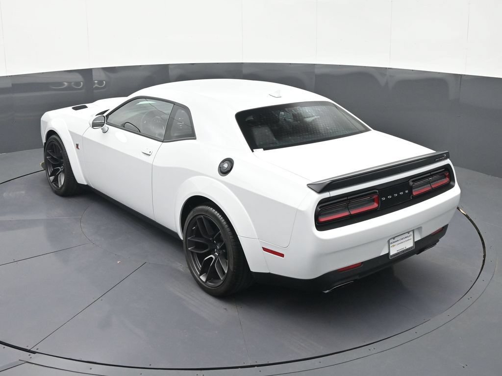 Used 2022 Dodge Challenger R/T Scat Pack RWD image 27