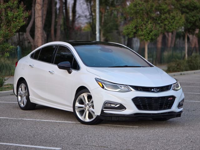Used 2018 Chevrolet Cruze Premier image 15