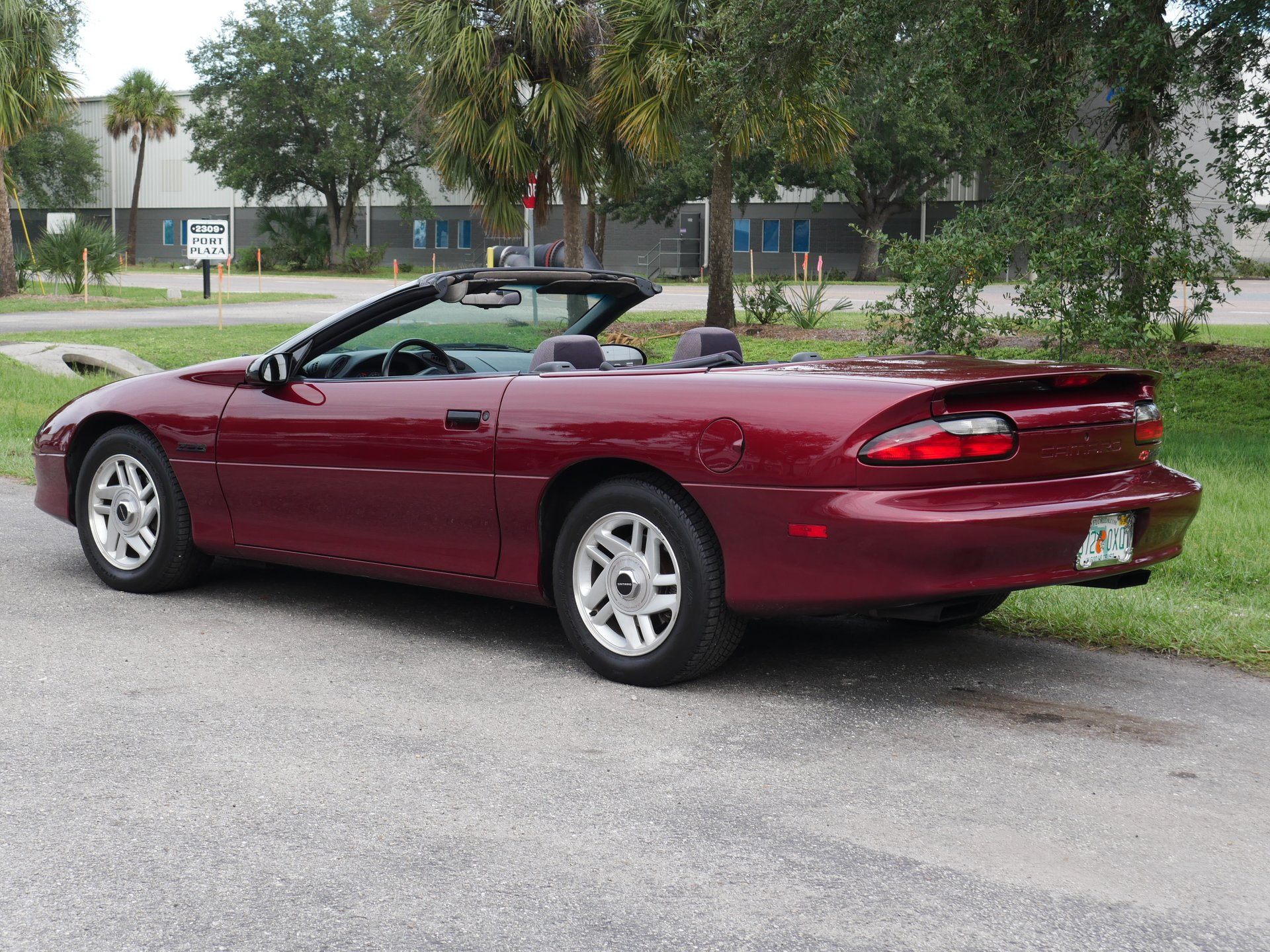 Used 1994 Chevrolet Camaro Z28 RWD image 27