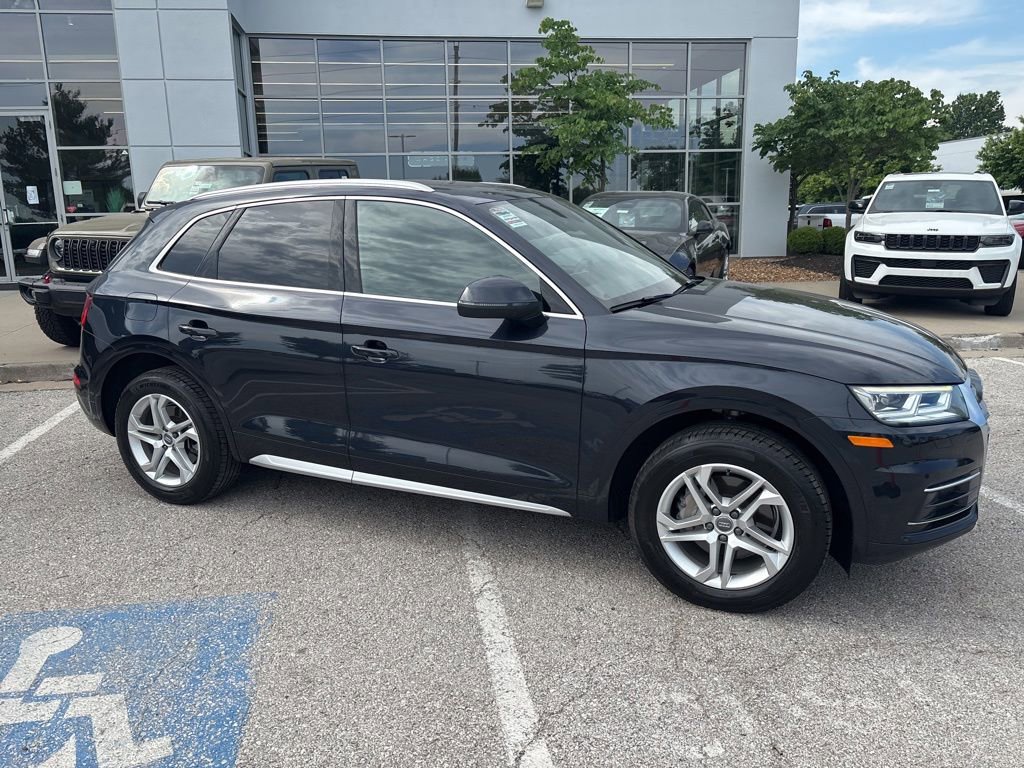 Used 2018 Audi Q5 2.0T Premium Plus w/ Premium Plus Package AWD/4WD image 29