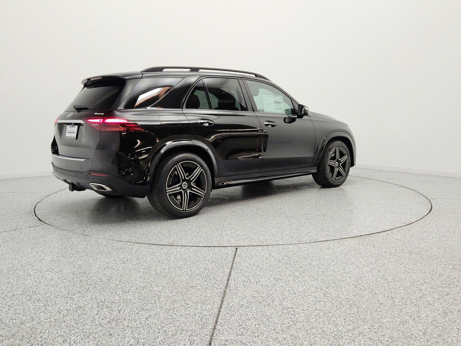 New 2026 Mercedes-Benz GLE 580 4MATIC image 5