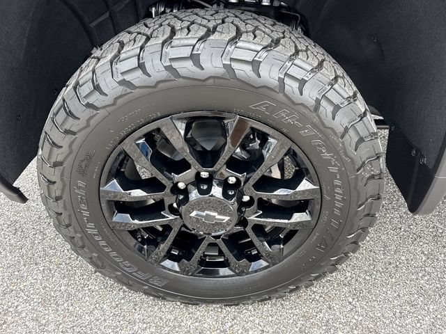 New 2026 Chevrolet Silverado 2500 High Country w/ High Country Premium Package AWD/4WD image 9