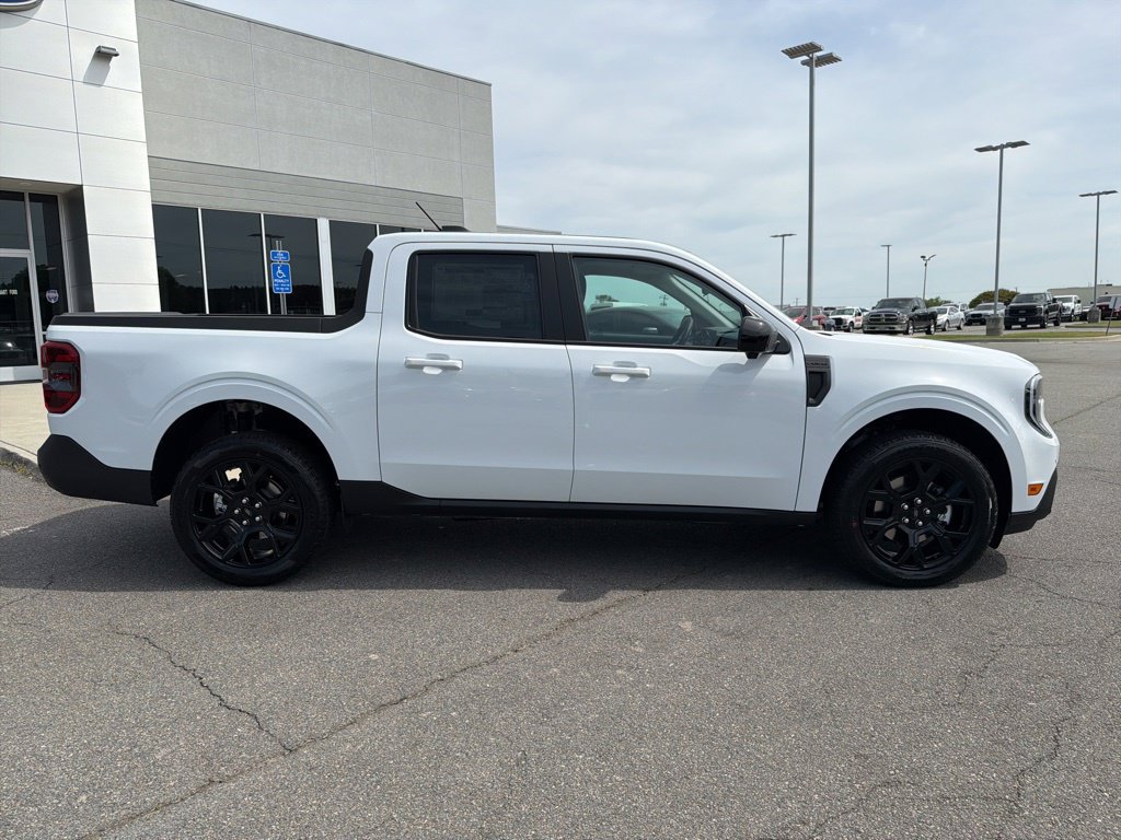 New 2026 Ford Maverick Lariat w/ Black Appearance Package AWD/4WD image 2