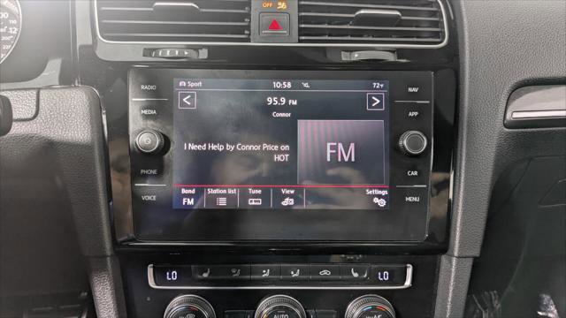 Used 2018 Volkswagen GTI SE image 31