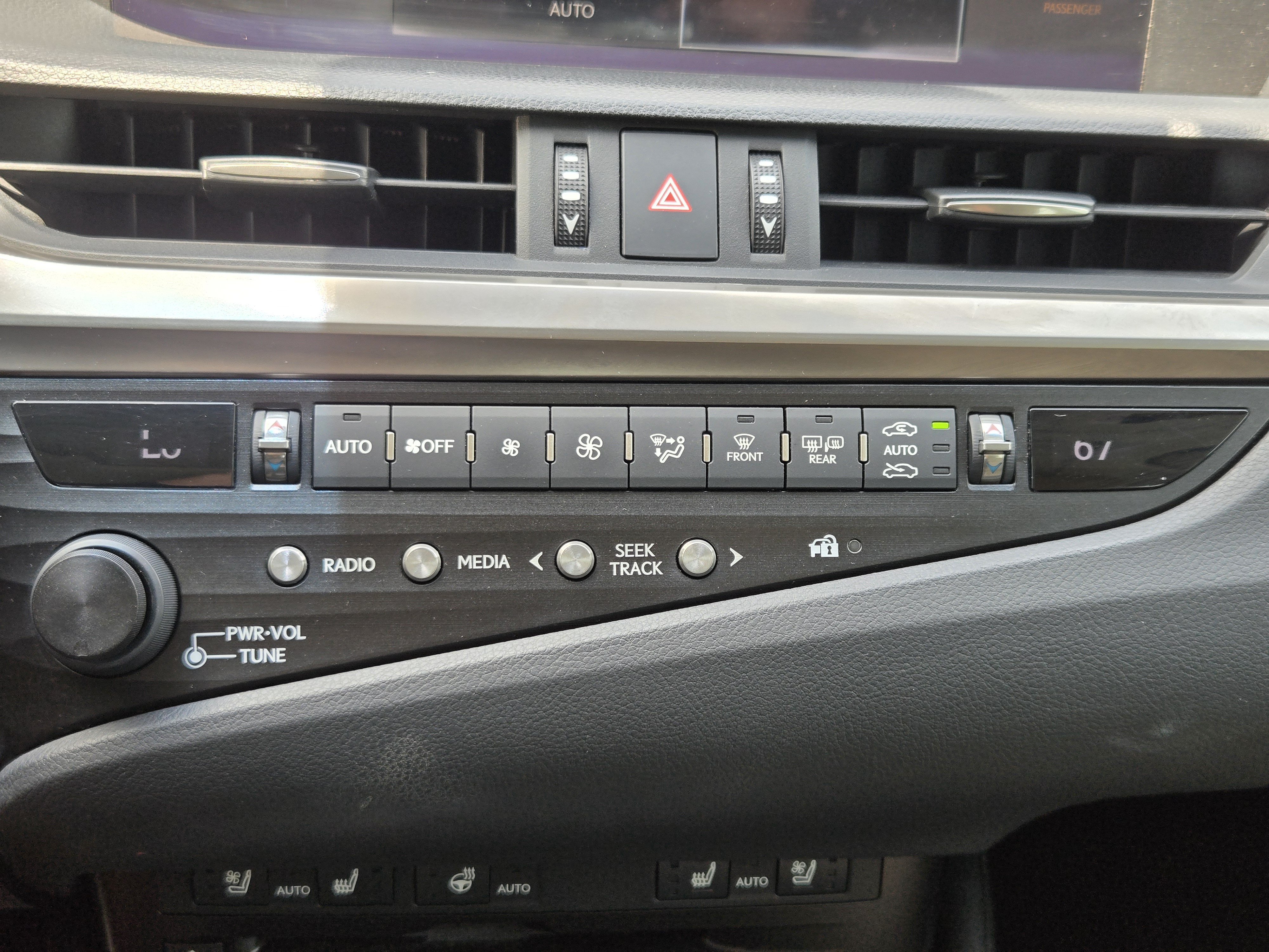 Used 2019 Lexus ES 350 w/ Premium Package FWD image 9