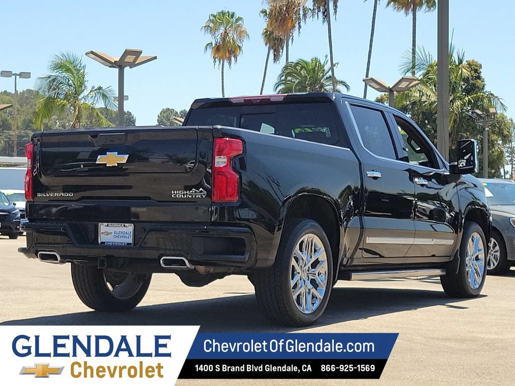 Certified 2023 Chevrolet Silverado 1500 High Country w/ High Country Premium Package AWD/4WD image 11