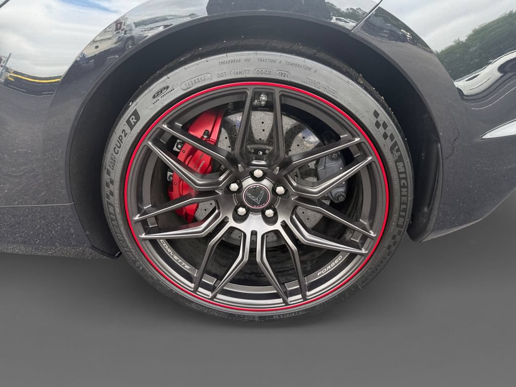 Used 2023 Chevrolet Corvette Z06 w/ Z07 Performance Package RWD image 8