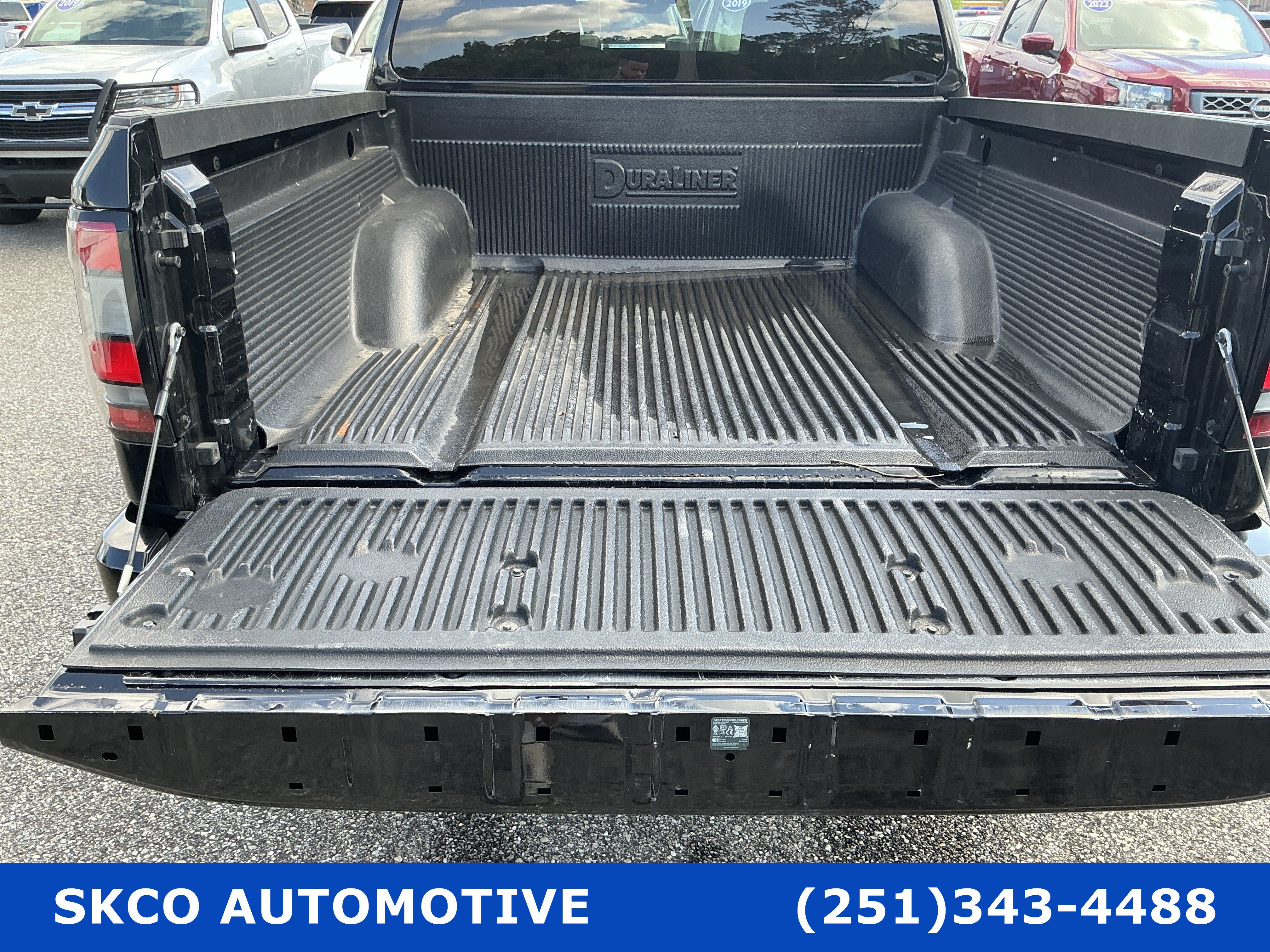 Used 2023 Nissan Frontier SV w/ Midnight Edition Package AWD/4WD image 21