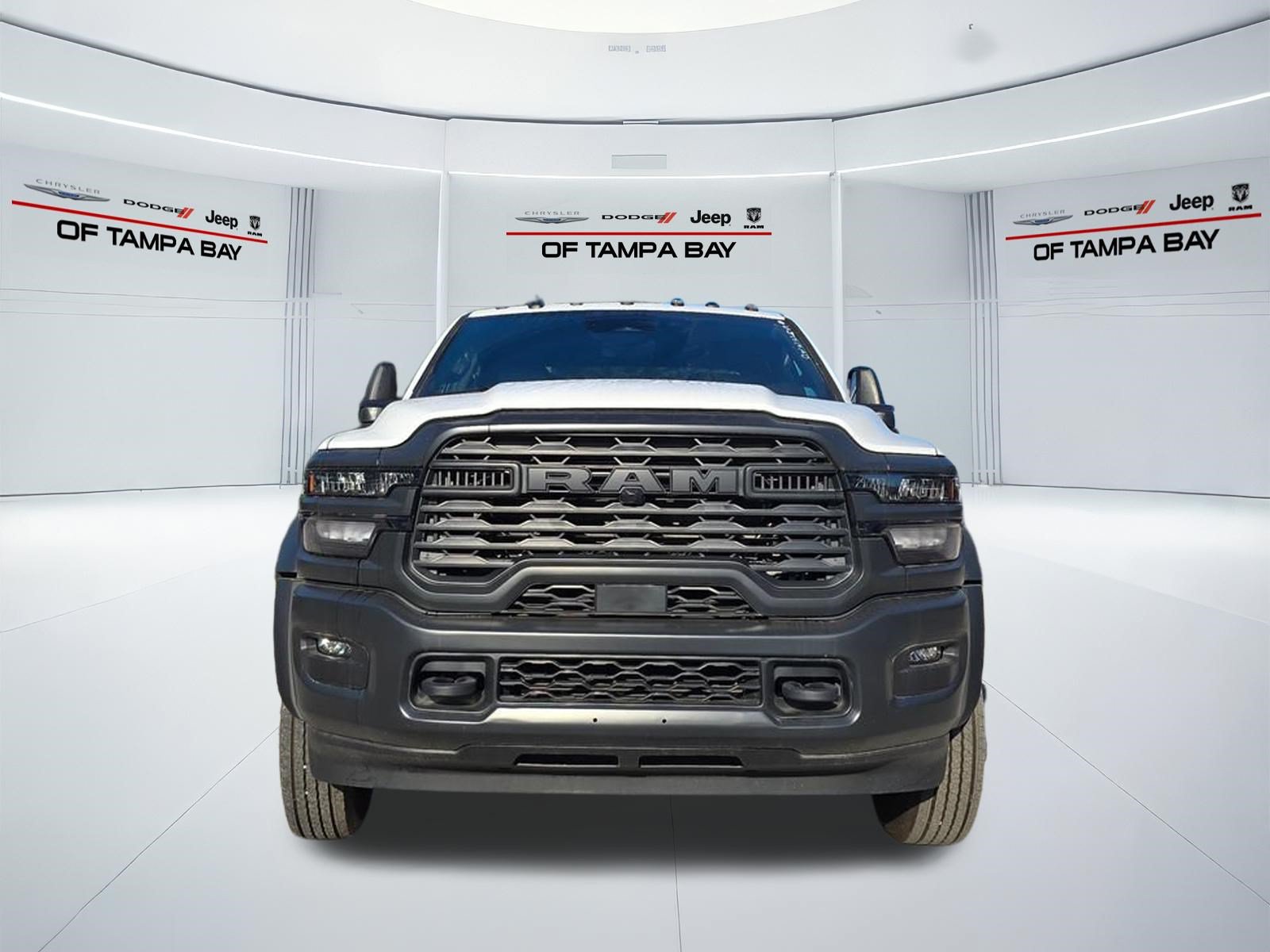 New 2025 RAM 5500 Tradesman AWD/4WD image 9