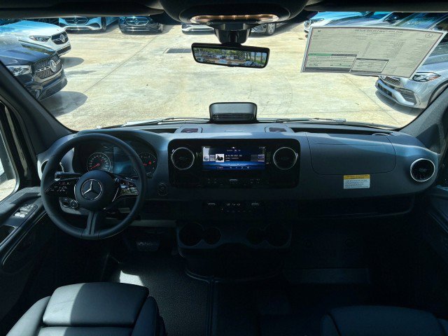 New 2025 Mercedes-Benz Sprinter 2500 image 11