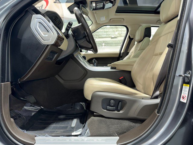Used 2019 Land Rover Range Rover Sport HSE AWD/4WD image 45