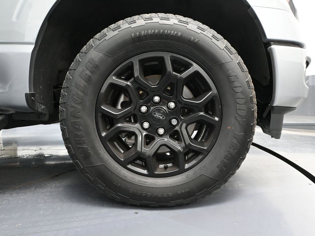 Used 2024 Ford F150 XLT w/ XLT Black Appearance Package image 16