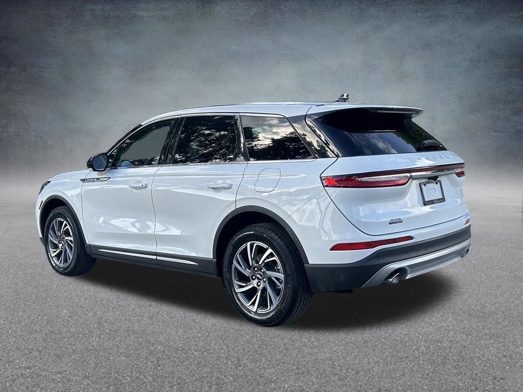 Used 2023 Lincoln Corsair FWD image 7