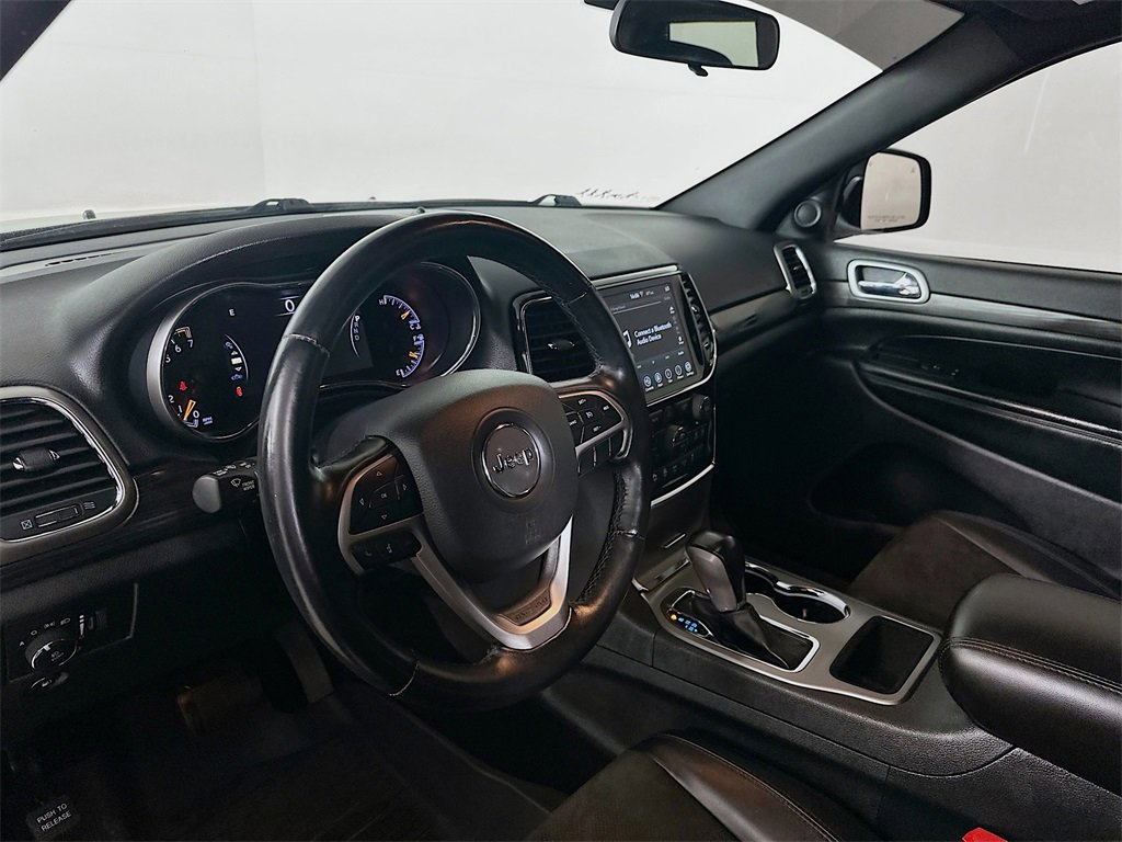 Used 2021 Jeep Grand Cherokee Laredo X image 10