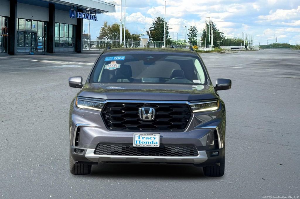 Certified 2024 Honda Pilot Elite image 16