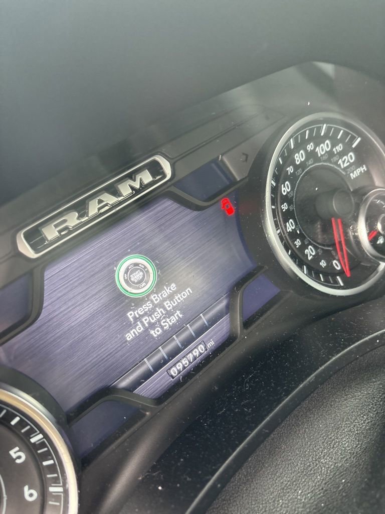 Certified 2019 RAM 1500 Laramie image 3