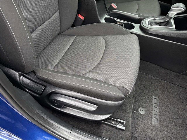 Used 2023 Kia Forte LXS w/ LXS Technology Package image 10