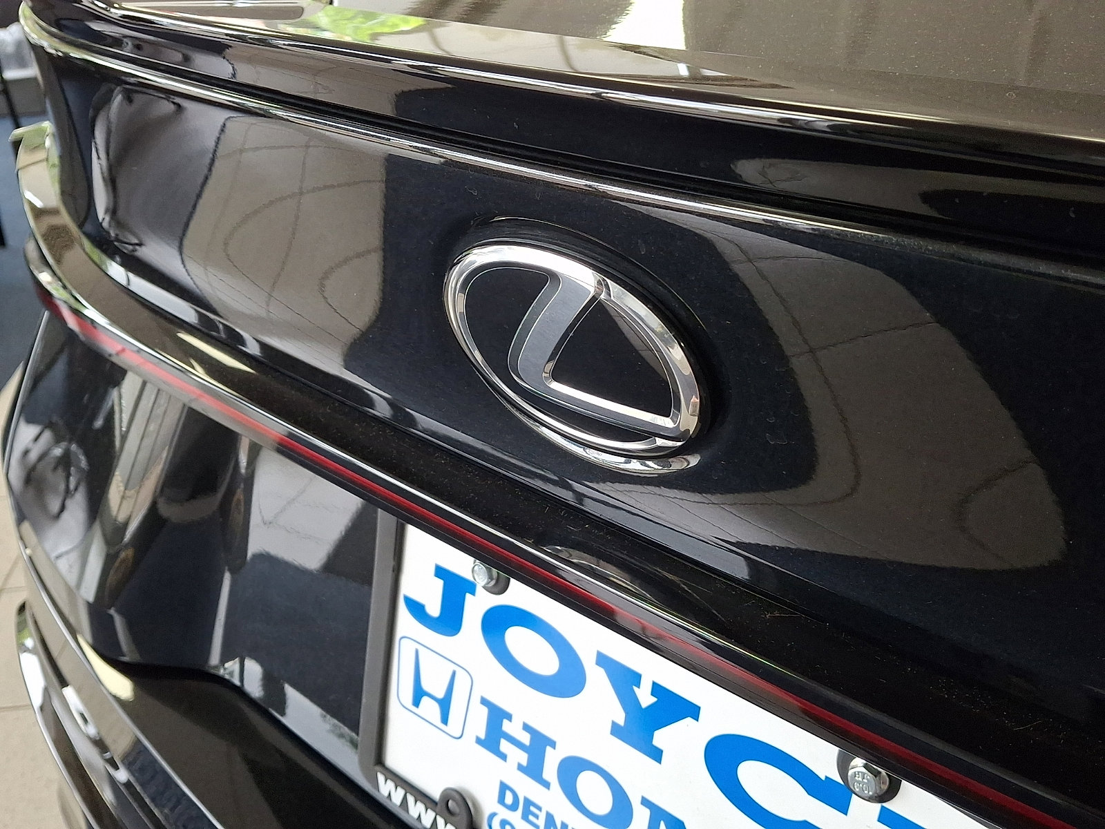 Used 2025 Lexus IS 350 F Sport AWD/4WD image 30