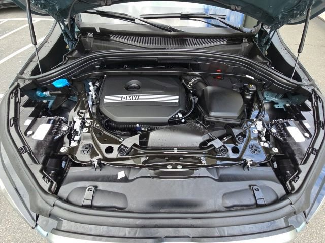 Used 2025 BMW X2 xDrive28i AWD/4WD image 29