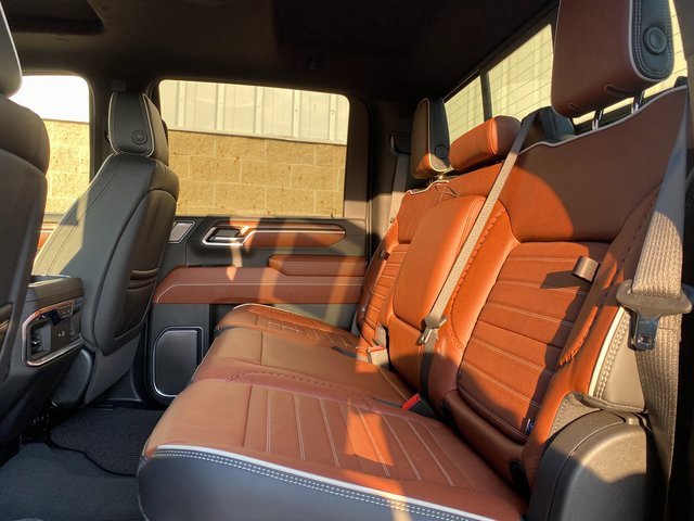 New 2025 GMC Sierra 2500 Denali Ultimate w/ Max Trailering Package image 12