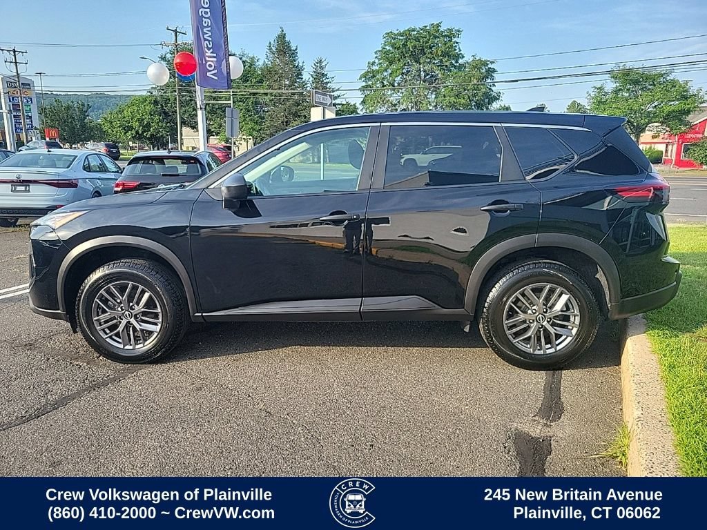 Used 2024 Nissan Rogue S AWD/4WD image 25