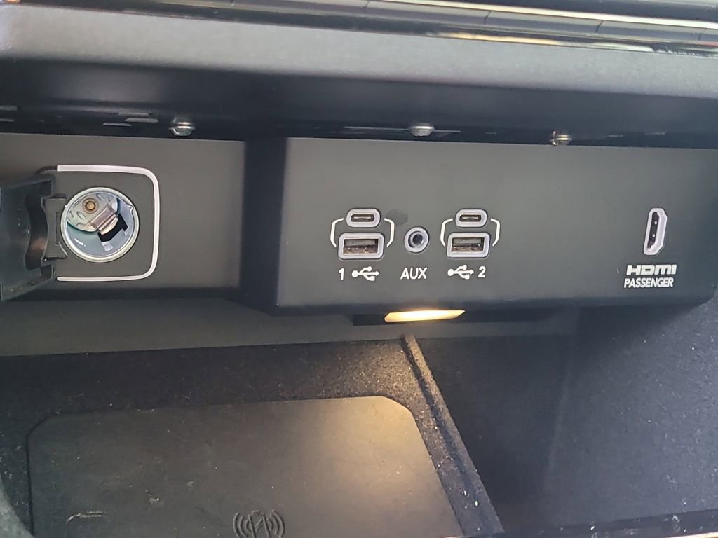 Used 2022 Jeep Wagoneer Series III w/ Premium Group I image 27