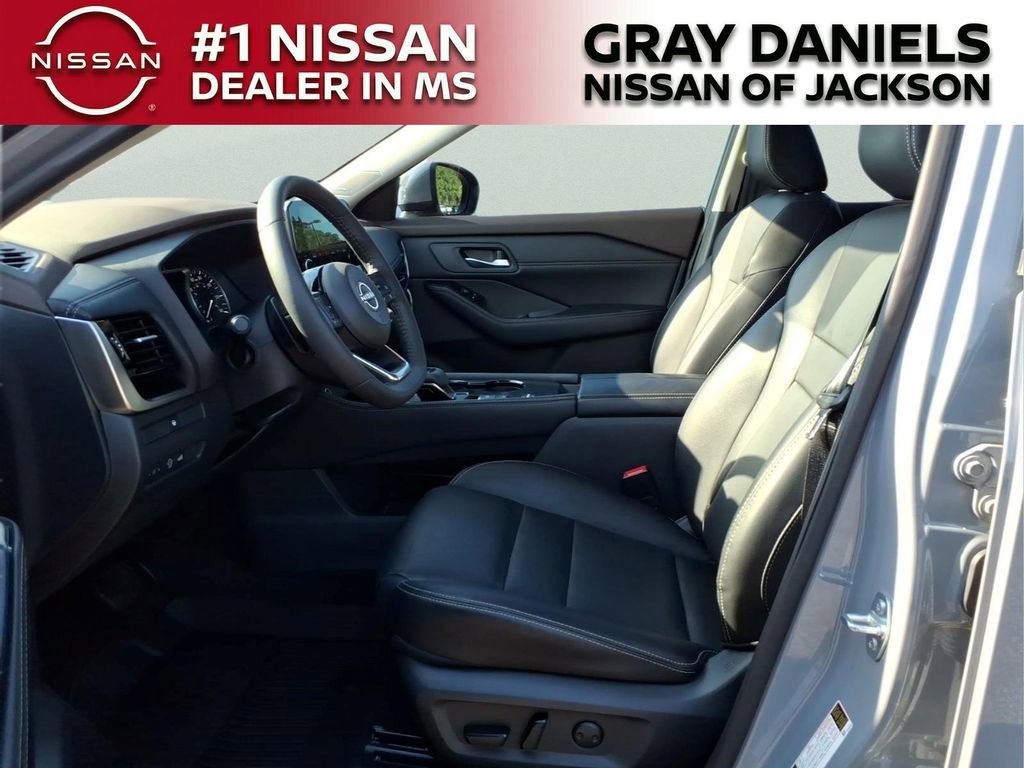 Used 2023 Nissan Rogue SL w/ SL Premium Package FWD image 22