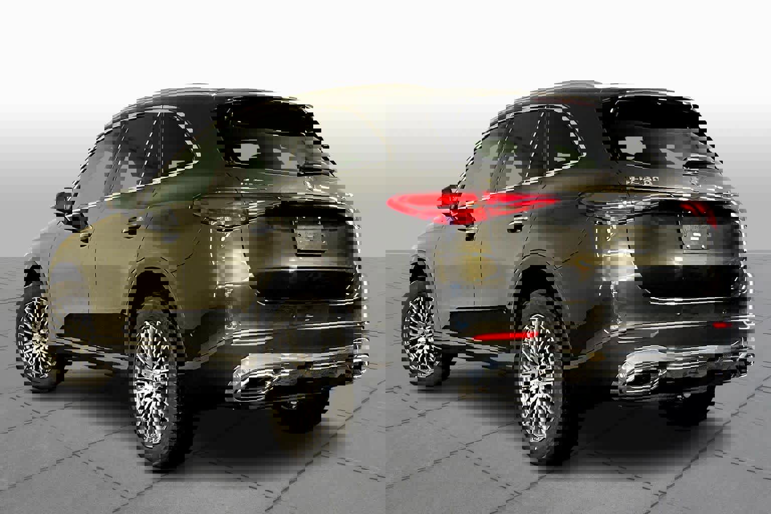 New 2026 Mercedes-Benz GLC 300 4MATIC image 3