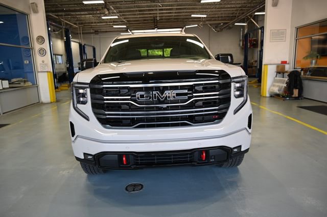 New 2026 GMC Sierra 1500 AT4 w/ Technology Package AWD/4WD image 2
