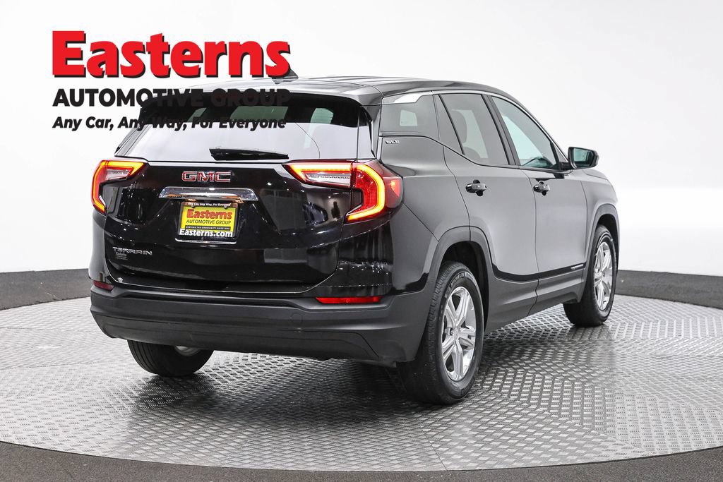 Used 2024 GMC Terrain SLE FWD image 5