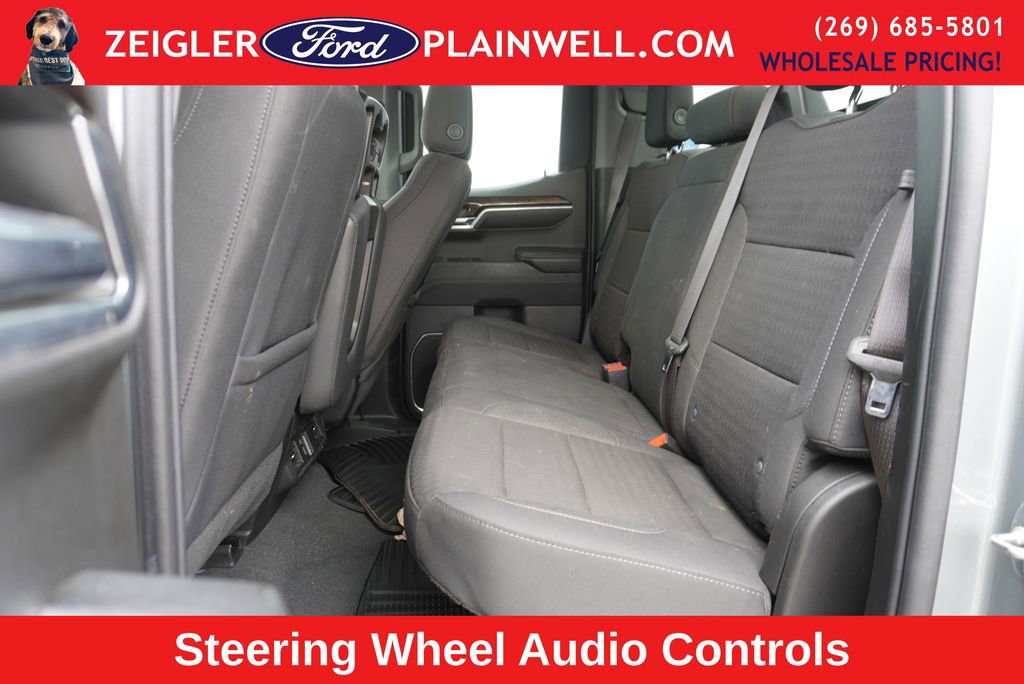 Used 2023 GMC Sierra 1500 SLE image 11