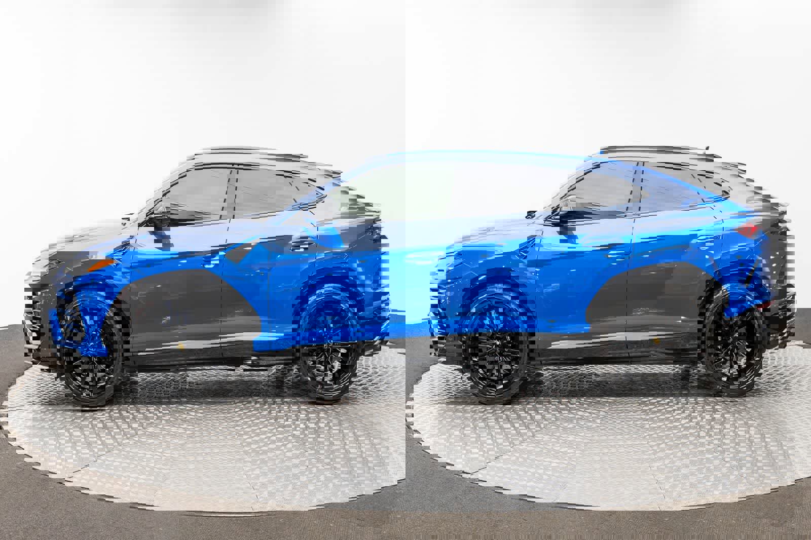 Used 2019 Lamborghini Urus image 3